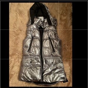 Betsy Johnson silver metallic vest brand new.. XS and Small available